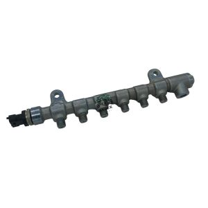 Genuine Weichai WP4 Diesel Engine Common Rail Pipe Part Number 1001063829, also known as Bosch 0445224128, for XCMG LW300FN Wheel Loader.