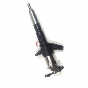 Hyundai HD78 Fuel Injector 33800-45700 Denso 095000-5550 diesel injector Common rail injector for Hyundai Mighty 3.9L Hyundai County fuel injector 095000-8310 Replacement diesel injector for Hyundai commercial vehicles