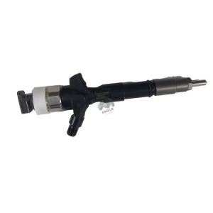 Toyota Hiace 1KD-FTV diesel injector Common rail fuel injector 095000-7781 Denso injector for Toyota Hilux 23670-30280 diesel fuel injector High-performance Toyota diesel injector